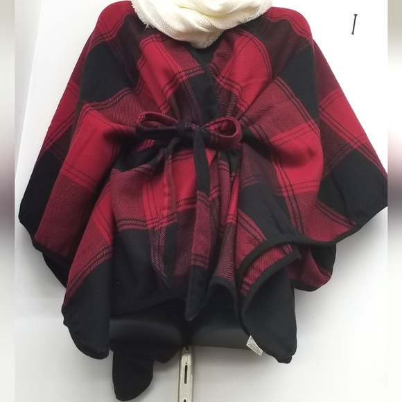 Wonderly Cape Check Plaid Blanket Topper Bolero Shrug Sweater Small + Plus Size - Picture 4 of 10